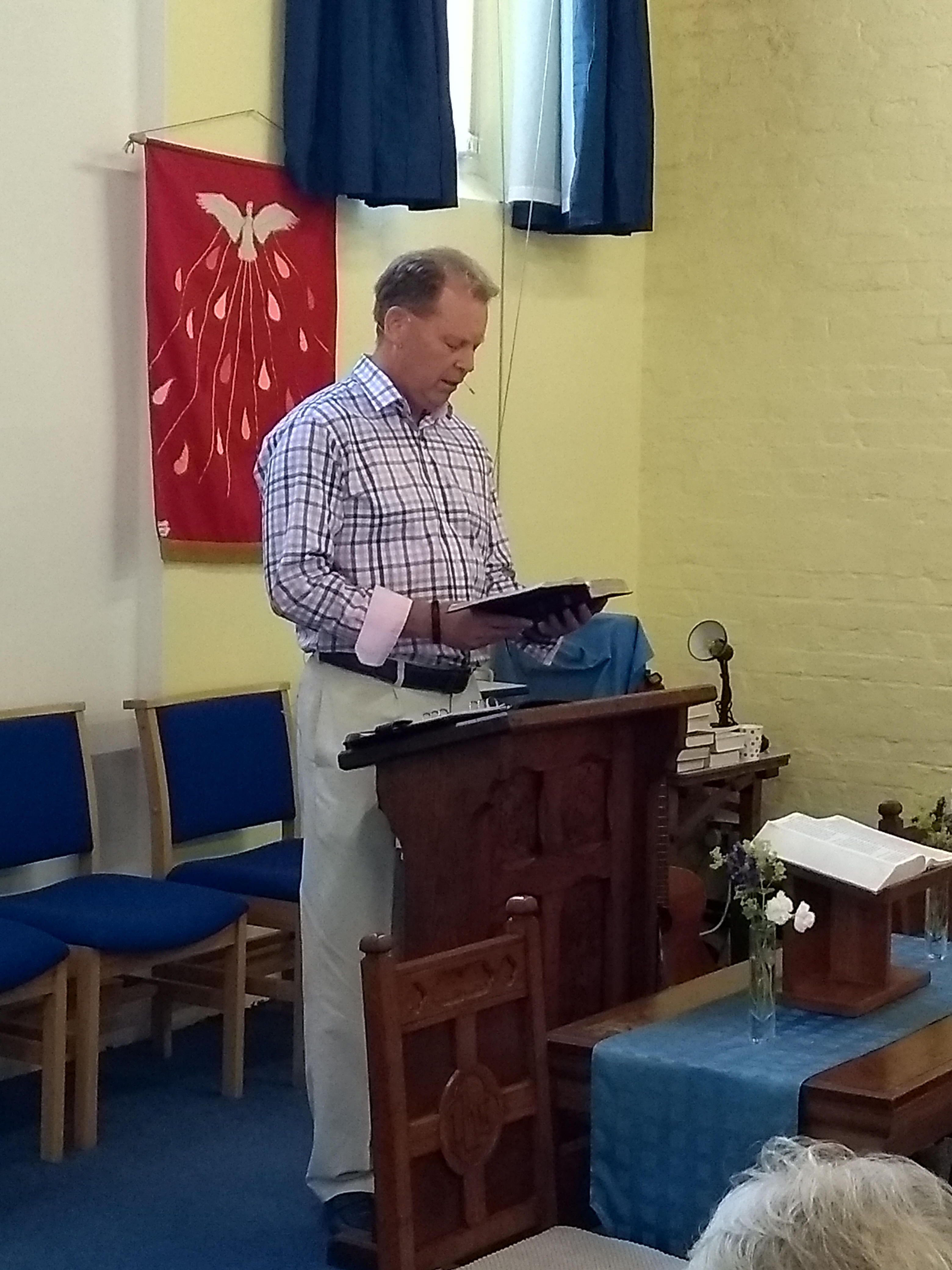 Rev Ian Phillips
